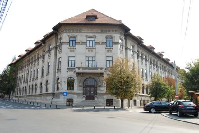  Pregătire și Selecție pentru Lotul Național