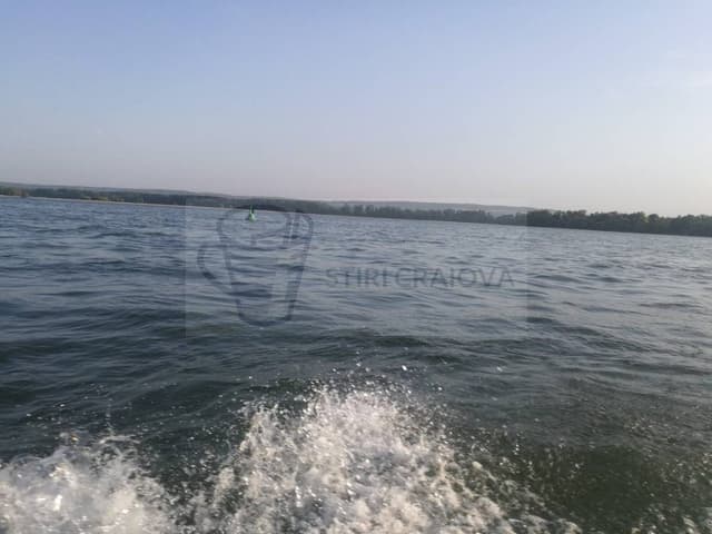 Incident Nautic la Rast pe Dunăre cu o Barjă și Două Vase Implicate