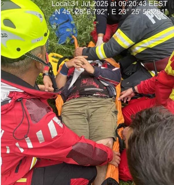 Cules de Ciuperci se Transformă în Cădere Fatală de 20 Metri în Prăpastie